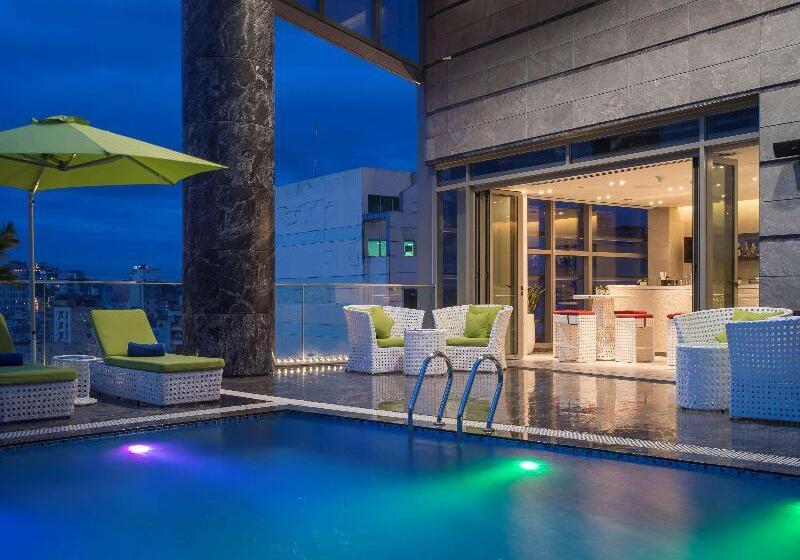 Hotel Pullman Saigon Centre