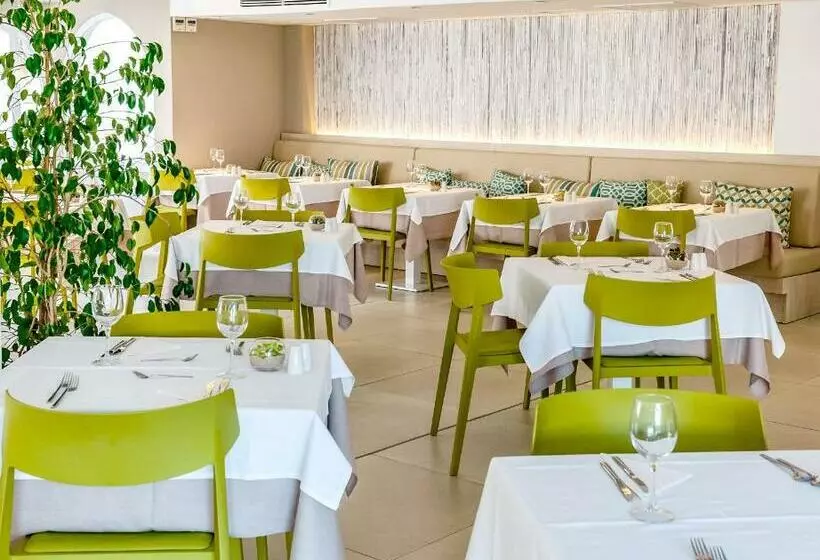 Hotel R2 Bahia Cala Ratjada  Adults Only