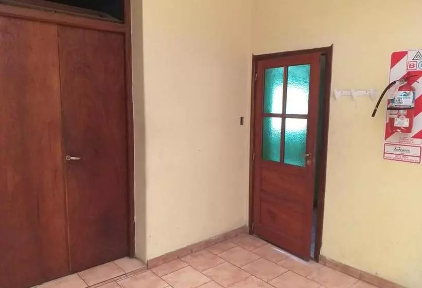 هاستل Torys Las Heras