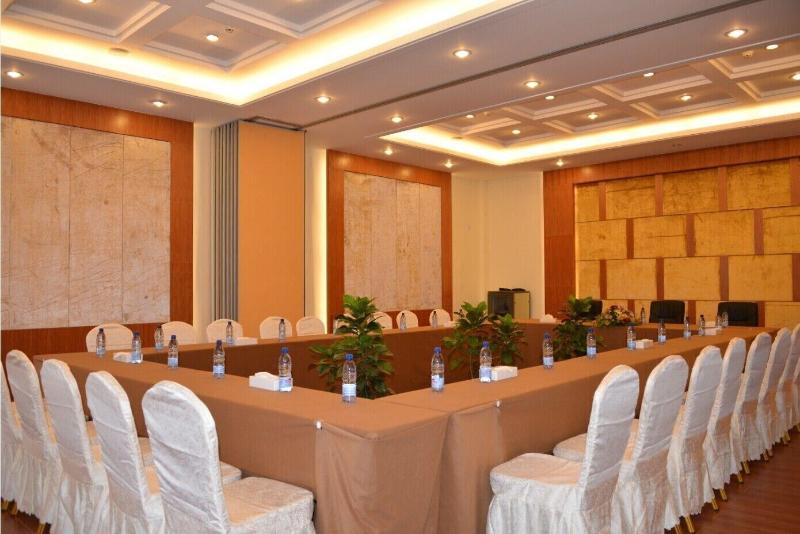 דירת נופש Golden Peacock Resort