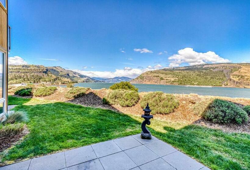 בית מלון כפרי Mosier Creek Place