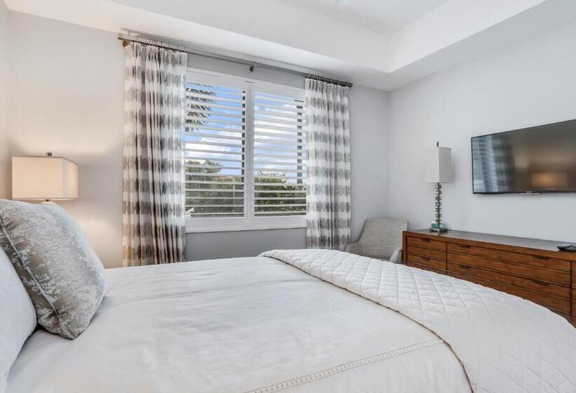 فندق Naples Square Paradise