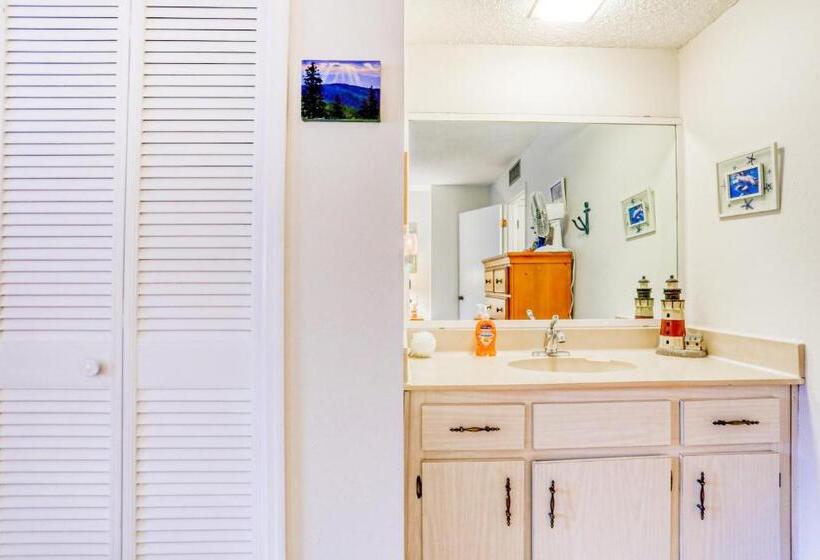 هتل Spanish Trace 235