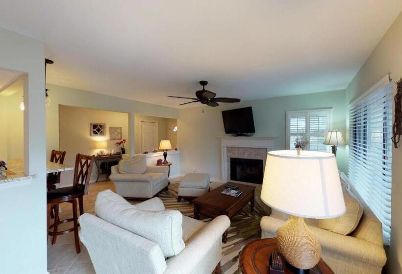 ホテル Beachwalk 204