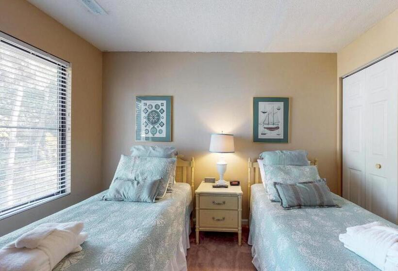 ホテル Beachwalk 204