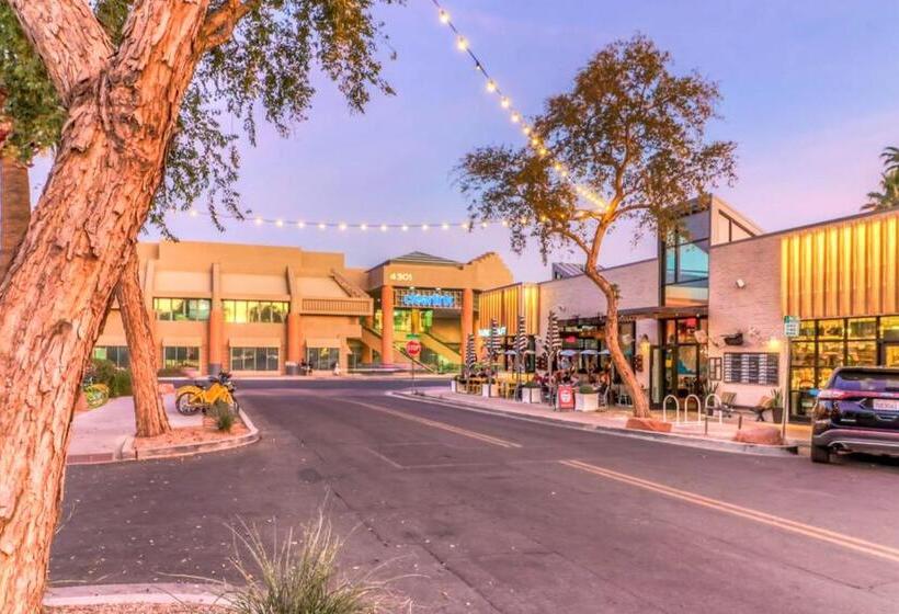 בית מלון כפרי Historic Oldtown Plaza 201