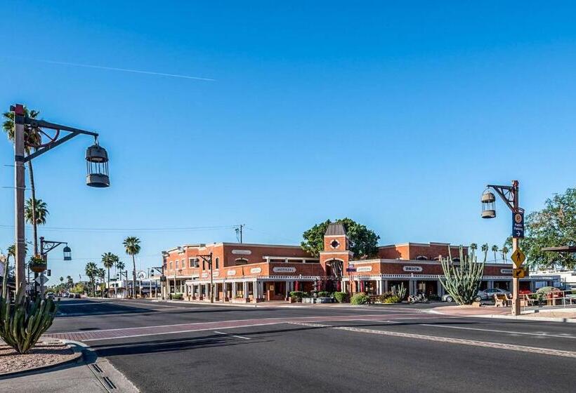 בית מלון כפרי Historic Oldtown Plaza 201