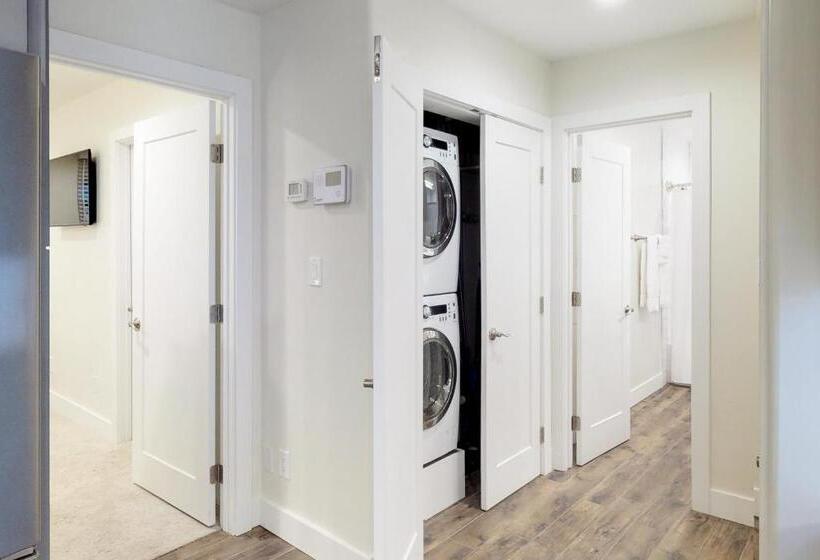 בית מלון כפרי Historic Oldtown Plaza 201