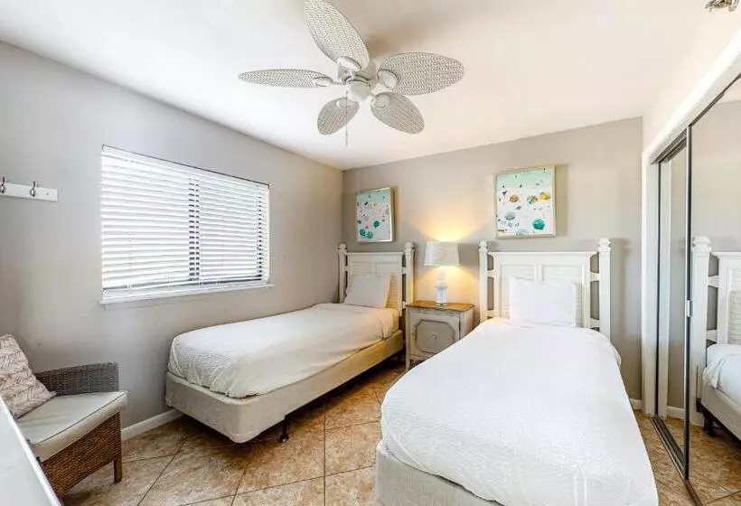 ホテル One Seagrove Place 1003