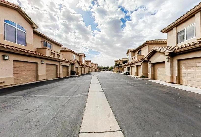 호텔 Superstition Springs