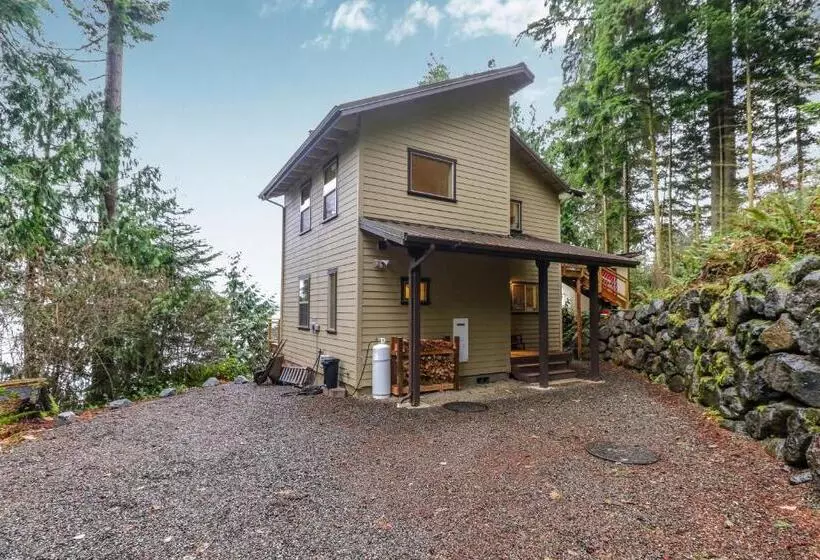 ホテル The Cabin At Oak Bay