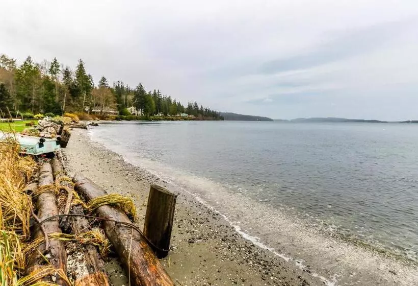 ホテル The Cabin At Oak Bay