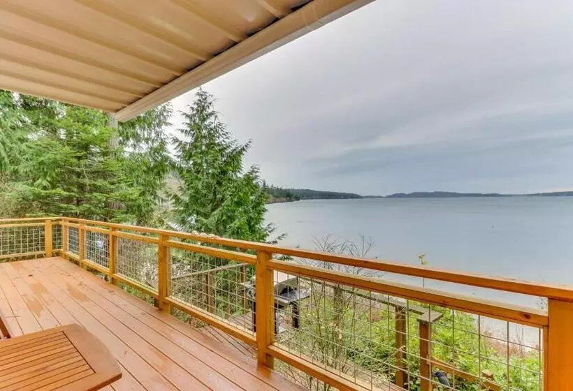 ホテル The Cabin At Oak Bay