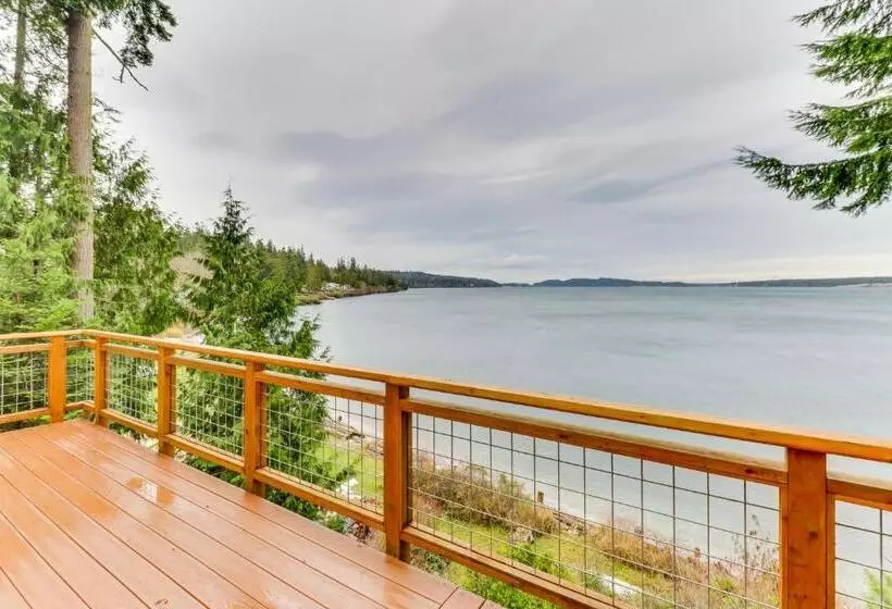 ホテル The Cabin At Oak Bay