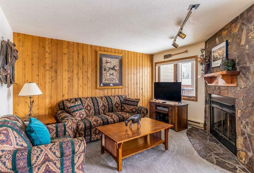 ホテル Altitude Adjustment