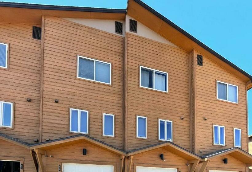 فندق Cozy Fraser Cabin