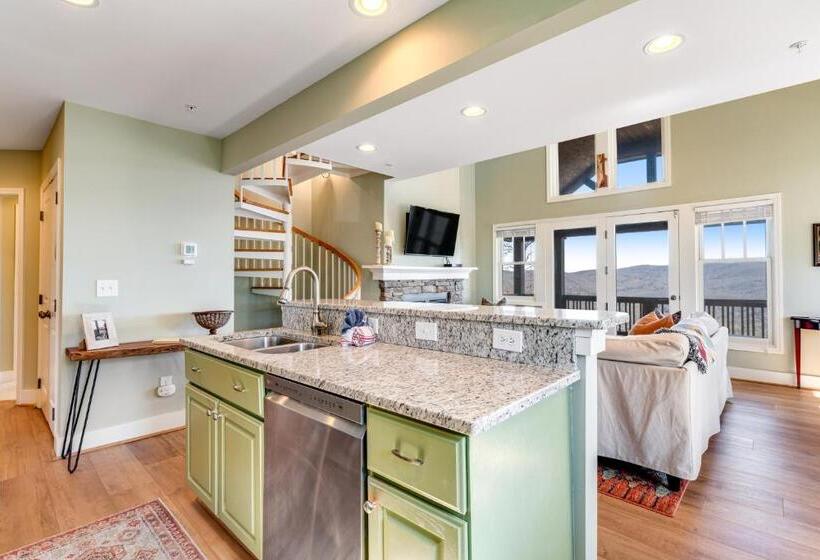 Отель Echota Wintergreen Views