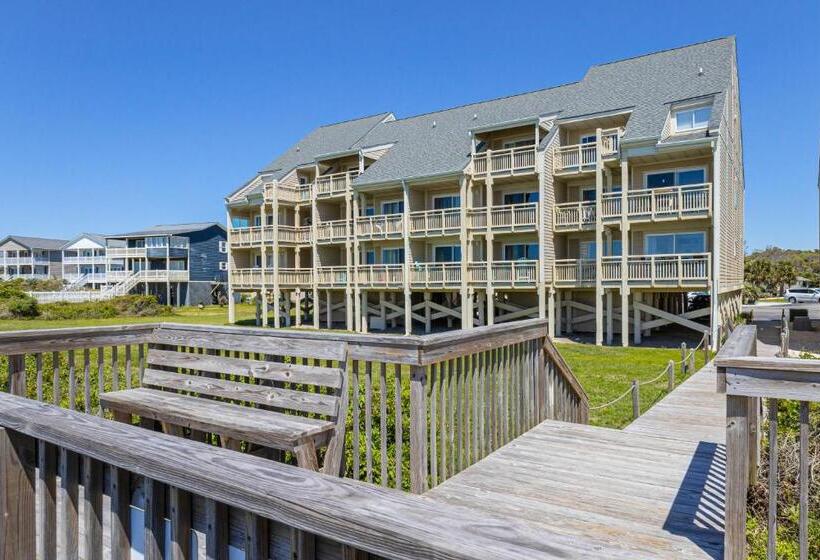 فندق Three Brothers