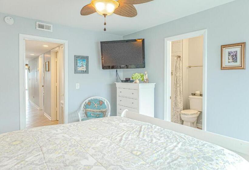 Отель A3 Island North Surfsound