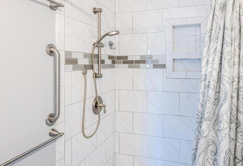 Отель A3 Island North Surfsound