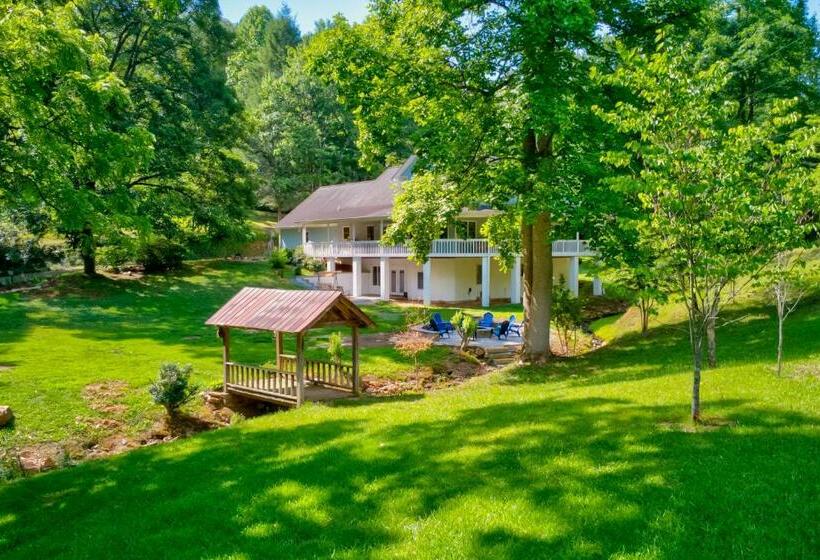 Отель Creekside On Old Flat Branch