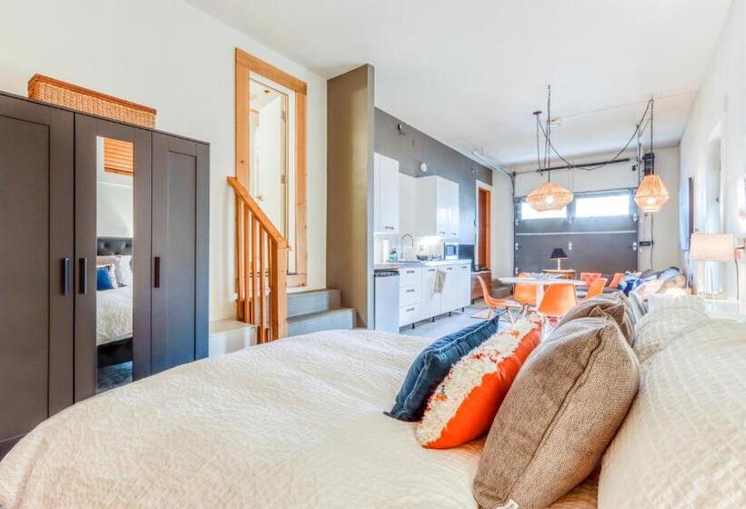 Отель Jefferson Hideaway