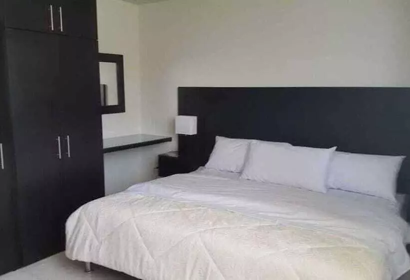 Hotelli Marev Irapuato By Smartlabs