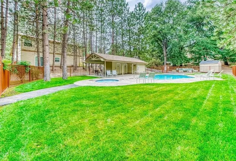 ホテル Slide Creek Retreat
