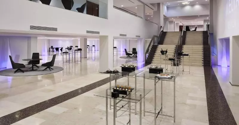 Hotelli The Level At Melia Sevilla