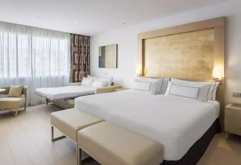 Hotelli The Level At Melia Sevilla