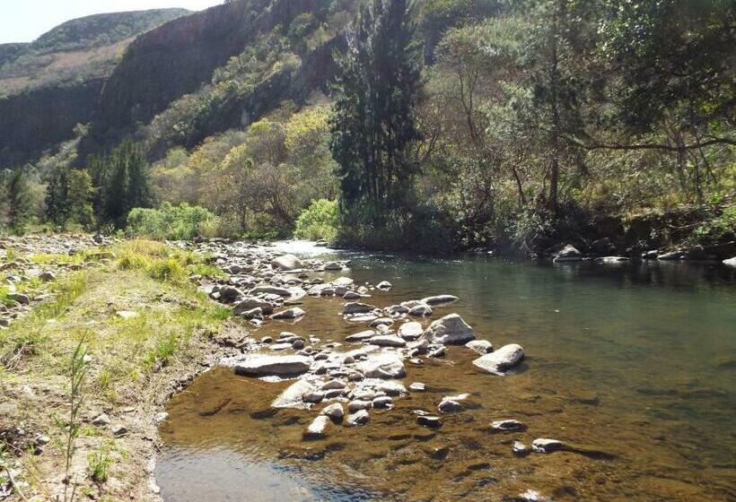 モーテル Aloes Country Inn