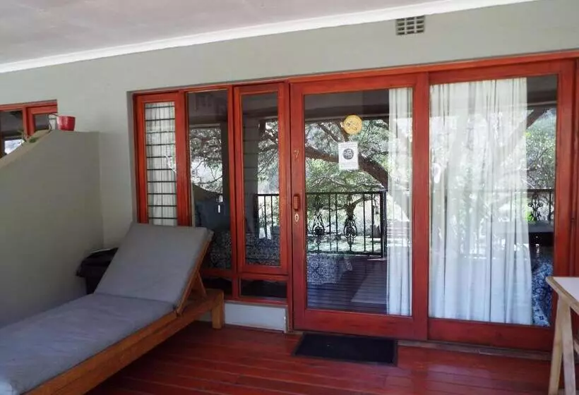 Motelli Aloes Country Inn