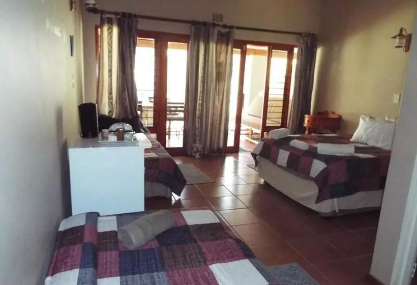 Motelli Aloes Country Inn