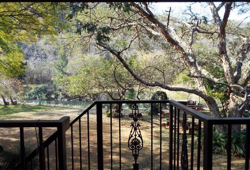 モーテル Aloes Country Inn