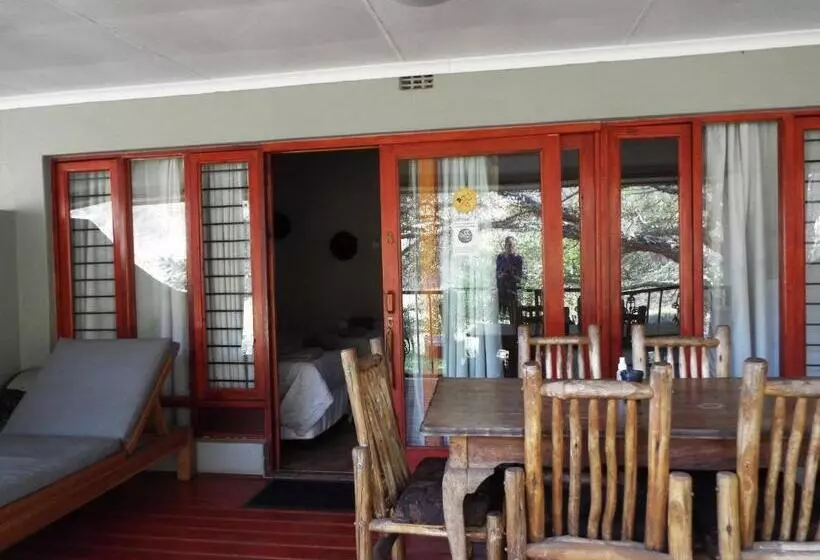 Motelli Aloes Country Inn