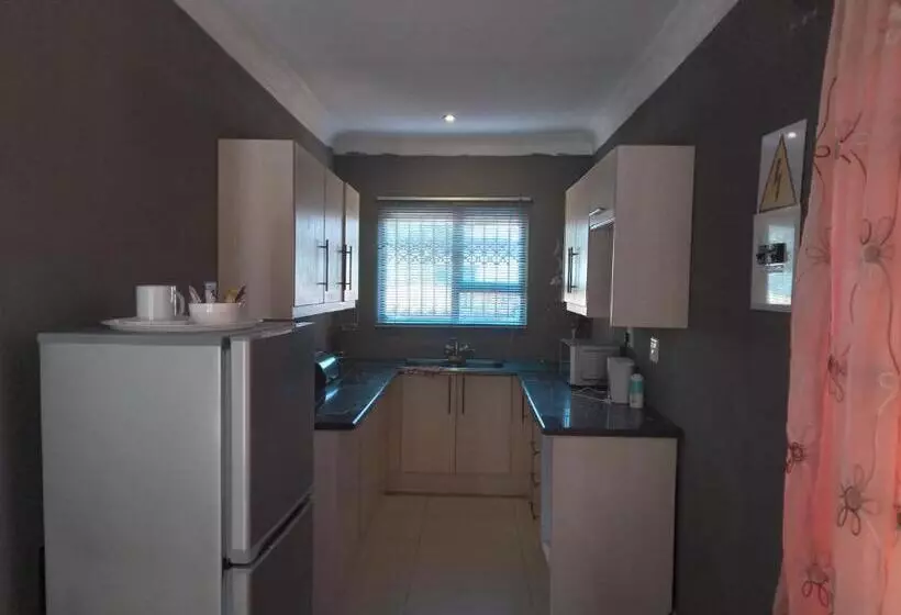 Majatalo Kadichueni Guest House