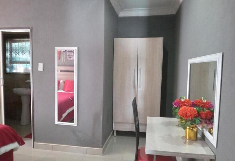 פנסיון Kadichueni Guest House