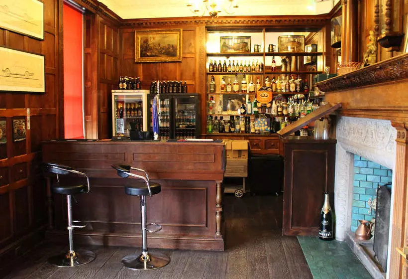 Aamiaismajoitus (B&B) Anstey Hall