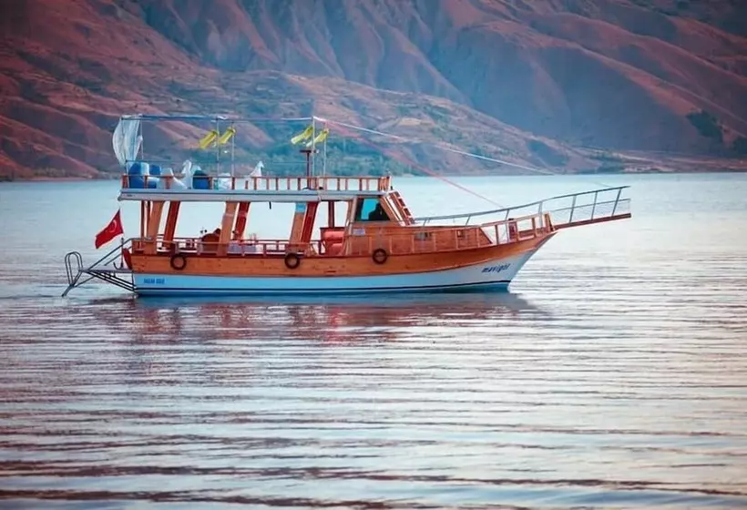 Elazığ Mavigöl Otel