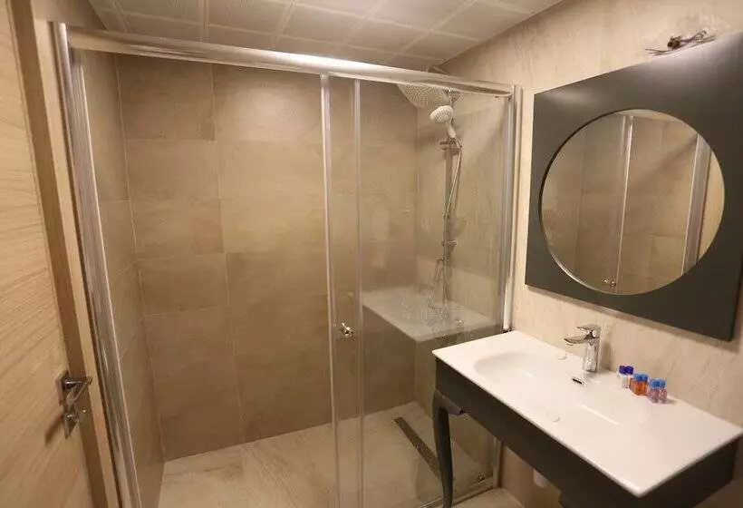 Elazığ Mavigöl Otel