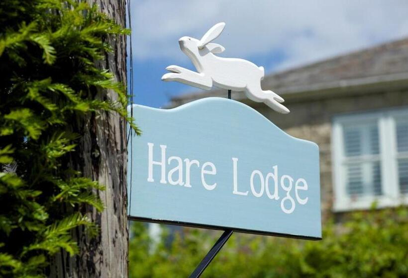 Hare Lodge B&b
