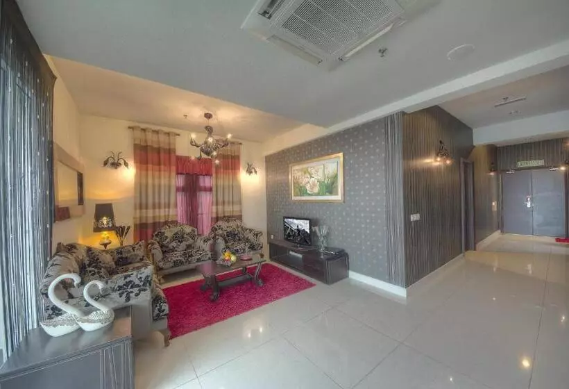 هتل Arenaa Deluxe Boutique