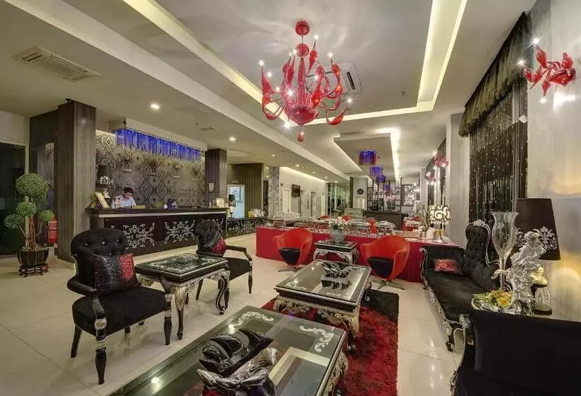 هتل Arenaa Deluxe Boutique