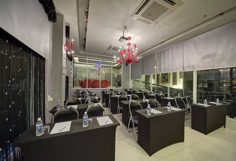 Hotel Arenaa Deluxe Boutique