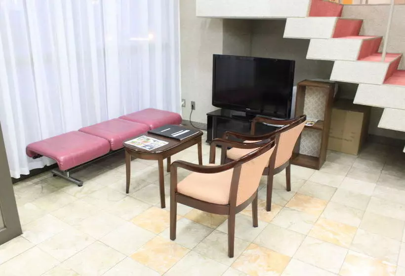 בית מלון כפרי Ascent Inn Sapporo