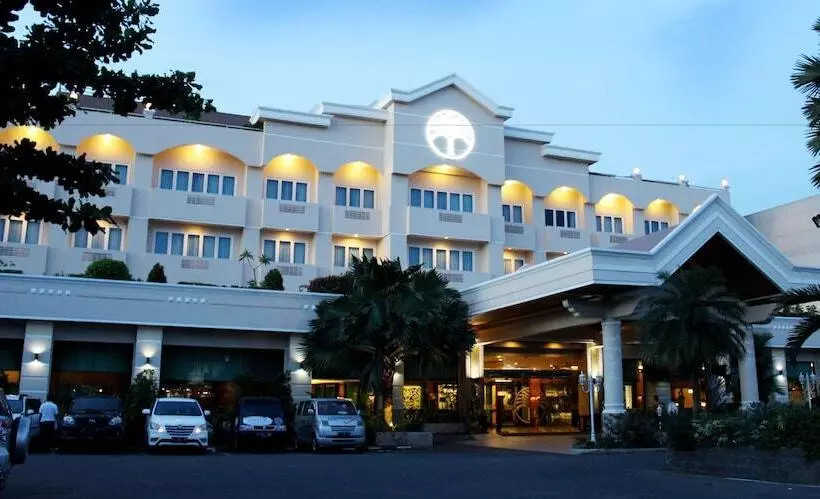 Hotel Bumi Senyiur