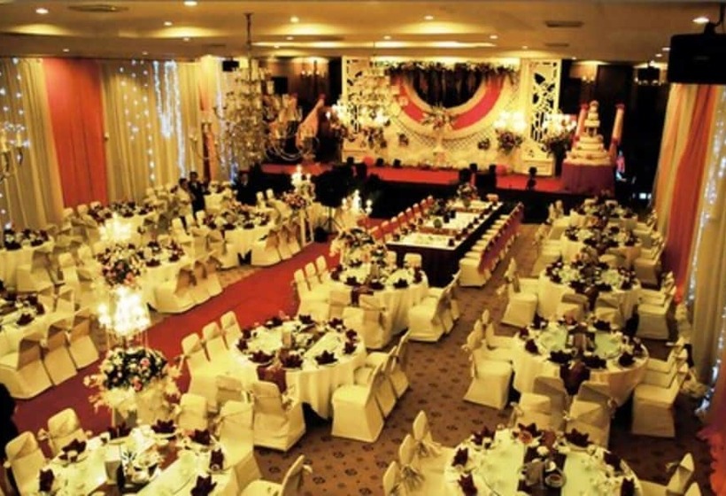 فندق Bumi Senyiur