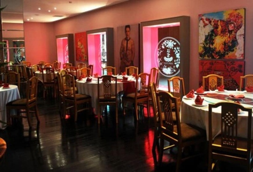 فندق Bumi Senyiur