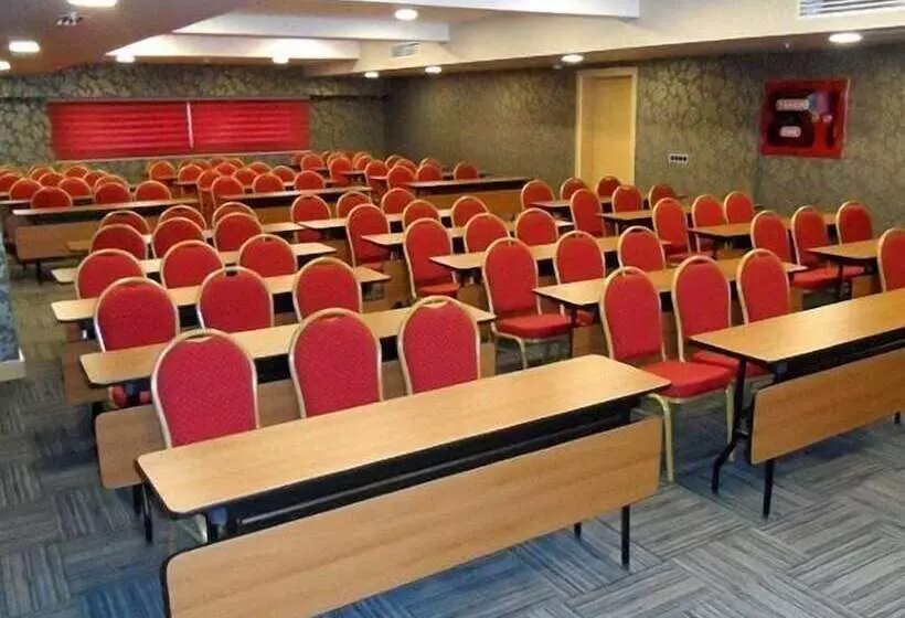 ホテル Inci Class