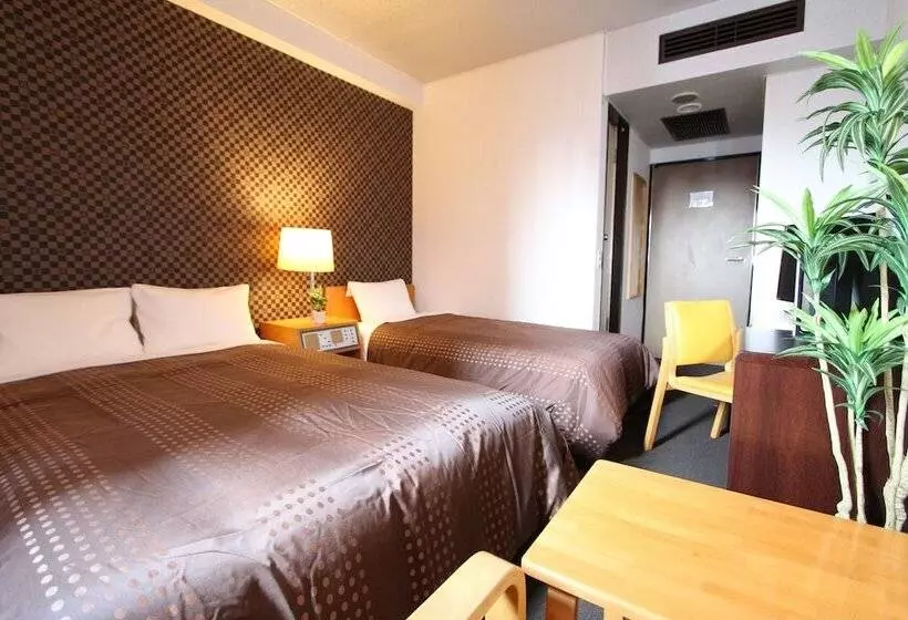 Otel Livemax Budget Utsunomiya